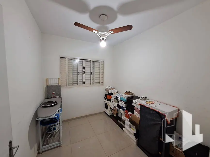 Foto 8 de Casa com 3 quartos à venda, 350m2 em Jardim Dona Emília, Jau - SP