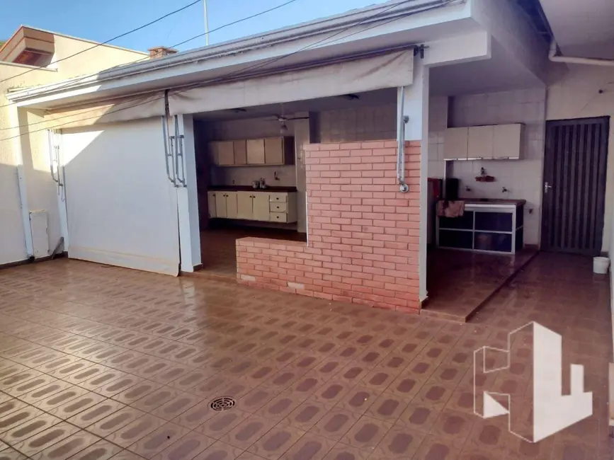 Foto 9 de Casa com 3 quartos à venda, 670m2 em Vila Brasil, Jau - SP