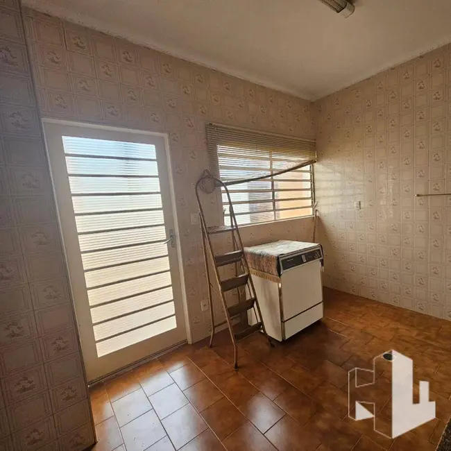 Foto 4 de Casa com 3 quartos à venda, 670m2 em Vila Brasil, Jau - SP