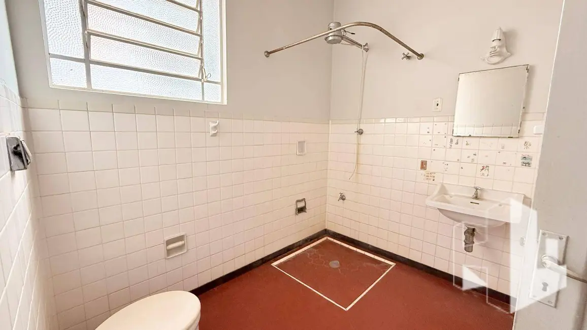 Foto 9 de Casa com 3 quartos à venda, 299m2 em Centro, Jau - SP