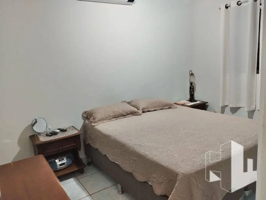 Foto 8 de Casa com 3 quartos à venda, 187m2 em Jardim Dona Emília, Jau - SP