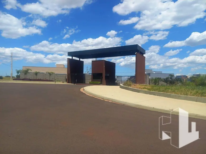 Foto 2 de Terreno / Lote à venda, 153m2 em Jau - SP