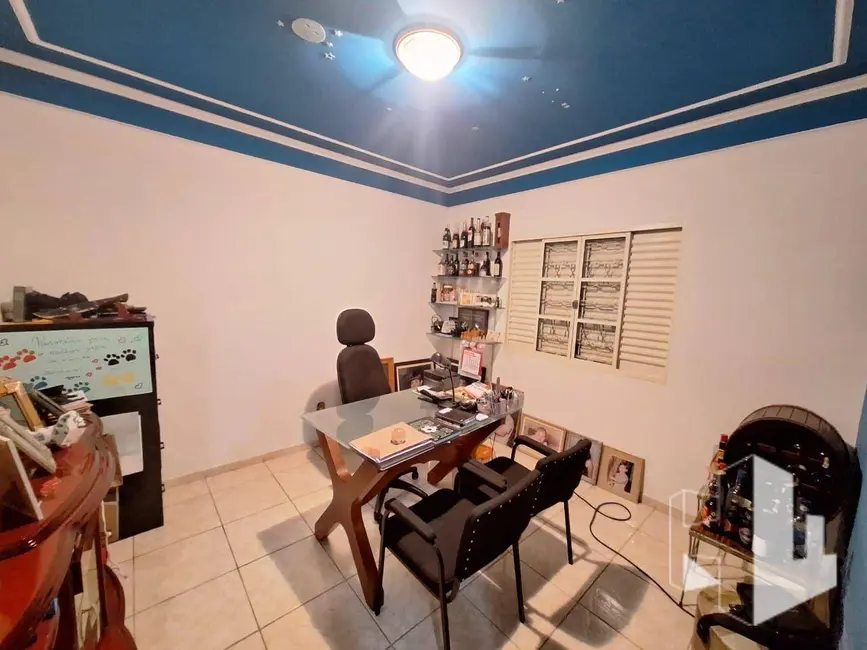 Foto 9 de Casa com 3 quartos à venda, 1200m2 em Jardim Sempre Verde, Jau - SP