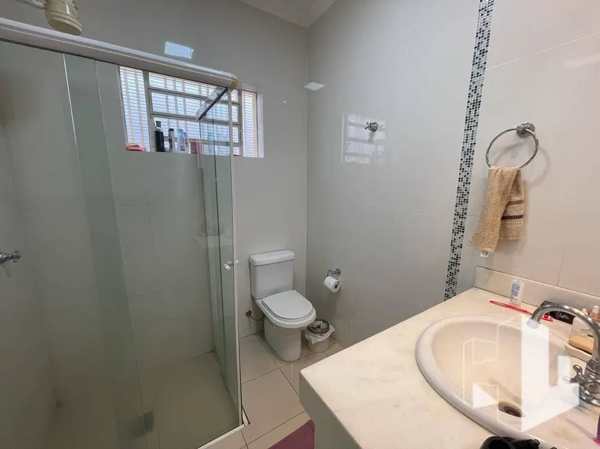 Foto 6 de Casa com 4 quartos à venda, 500m2 em Jardim Itamarati, Jau - SP