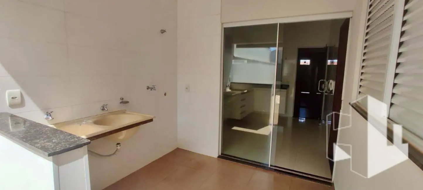 Foto 4 de Casa com 3 quartos à venda e para alugar, 200m2 em Jardim Novo Horizonte, Jau - SP
