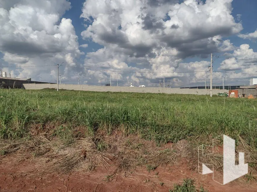 Foto 1 de Terreno / Lote à venda, 180m2 em Distrito Industrial, Jau - SP