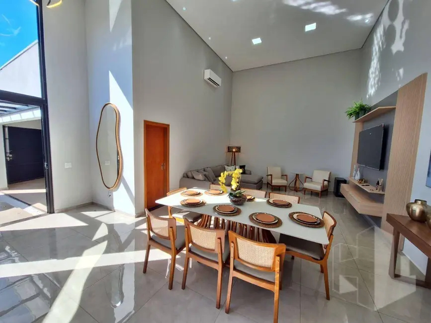 Foto 8 de Casa com 3 quartos à venda, 325m2 em Jardim Alvorada, Jau - SP