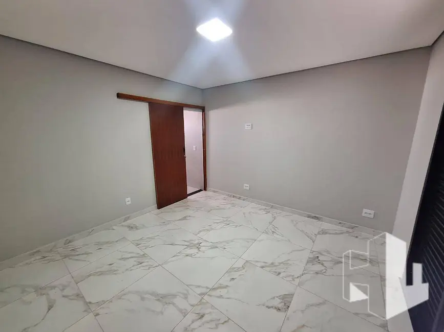 Foto 7 de Casa com 3 quartos à venda e para alugar, 218m2 em Jardim Maria Cibele, Jau - SP