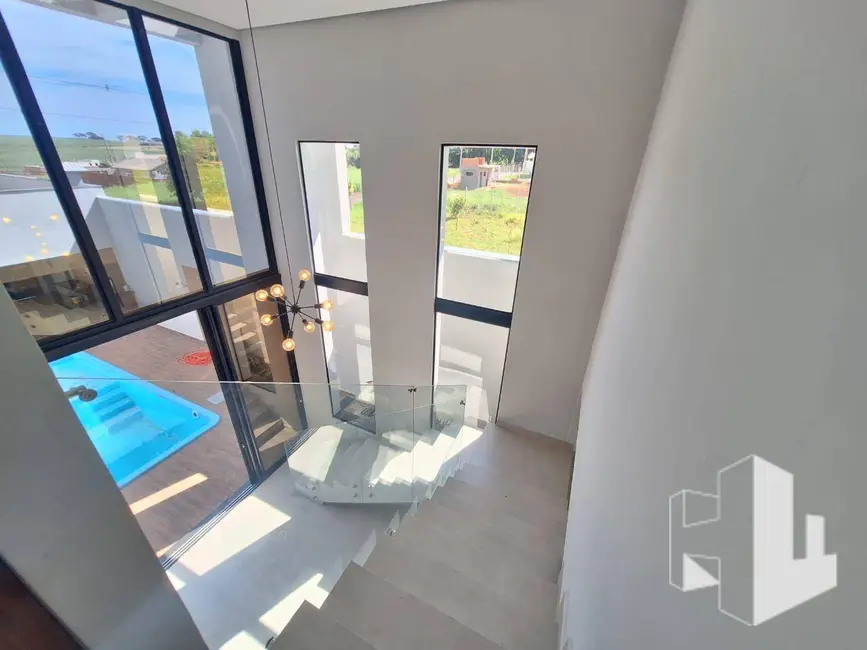 Foto 3 de Casa com 3 quartos à venda e para alugar, 261m2 em Jau - SP