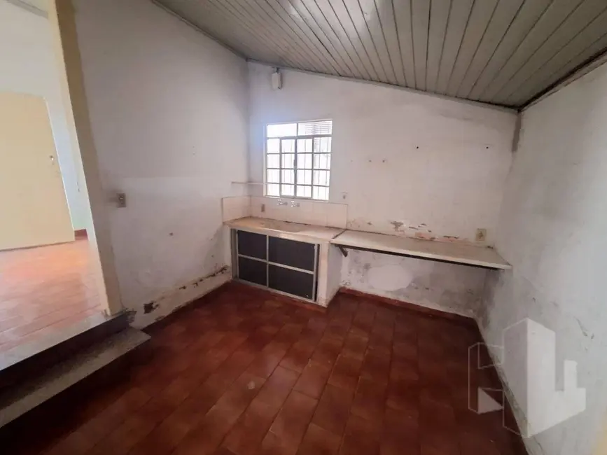 Foto 4 de Casa com 3 quartos à venda, 180m2 em Centro, Jau - SP