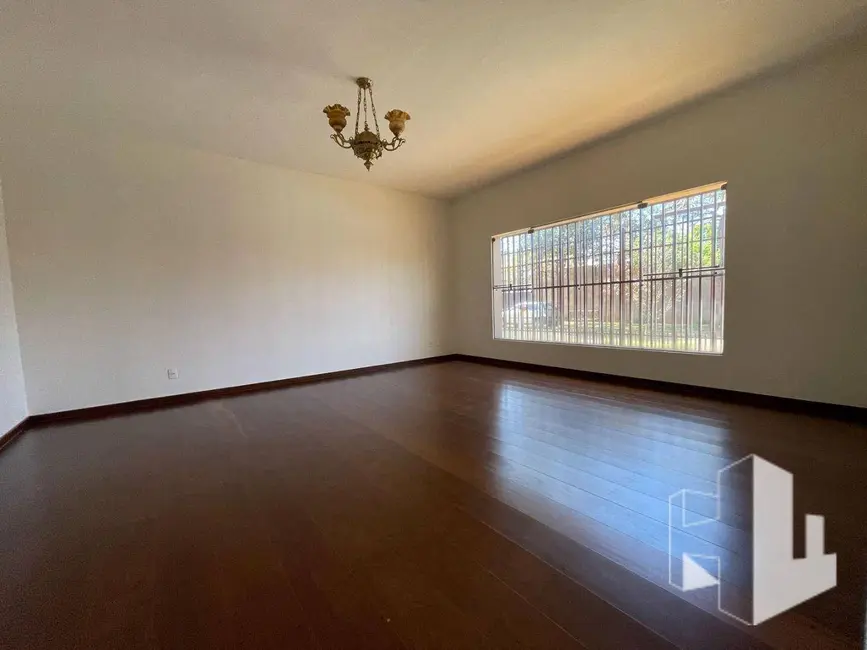 Foto 1 de Casa com 3 quartos à venda, 250m2 em Jardim das Paineiras, Jau - SP