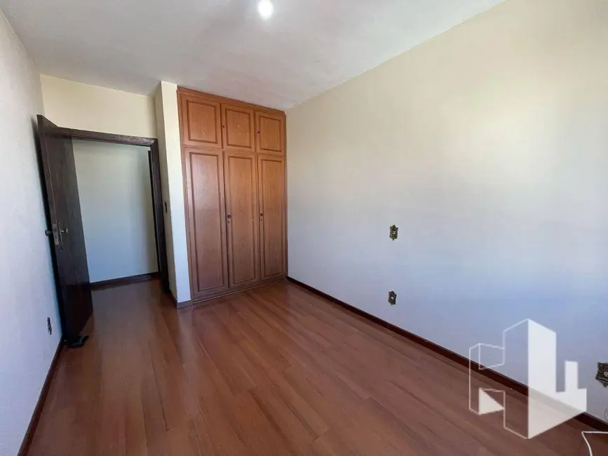 Foto 3 de Apartamento com 3 quartos à venda e para alugar, 130m2 em Centro, Jau - SP
