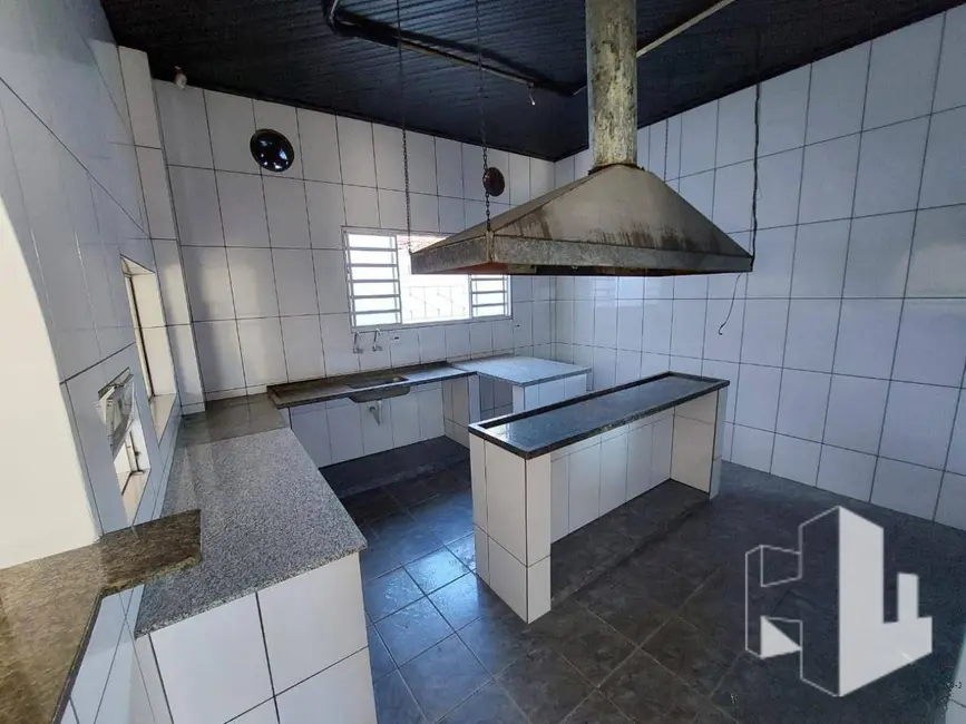 Sala Comercial para alugar, 100m2 em Vila Santa Maria, Jau - SP - imagem 2 Foto 2 de Sala Comercial para alugar, 100m2 em Vila Santa Maria, Jau - SP