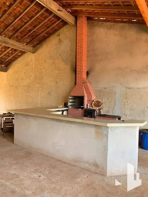 Foto 2 de Chácara com 4 quartos à venda, 800m2 em Jardim Padre Augusto Sani, Jau - SP