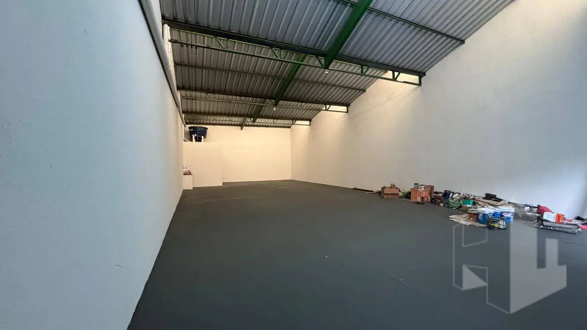 Foto 2 de Armazém / Galpão à venda, 250m2 em Jardim Vila Maria, Jau - SP