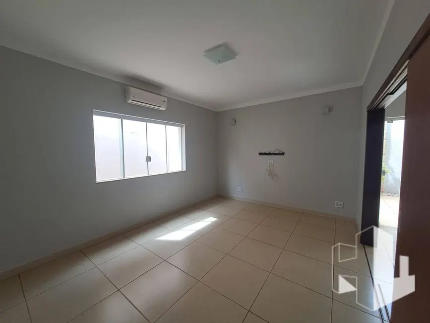 Foto 6 de Casa com 4 quartos à venda, 300m2 em Jardim Continental, Jau - SP