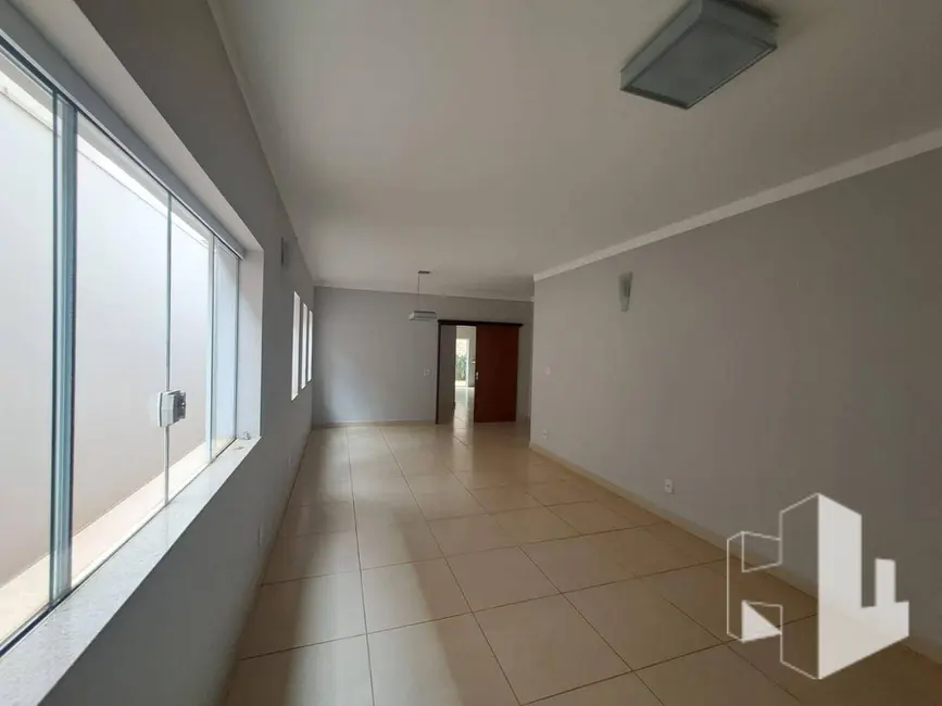 Foto 3 de Casa com 4 quartos à venda, 300m2 em Jardim Continental, Jau - SP