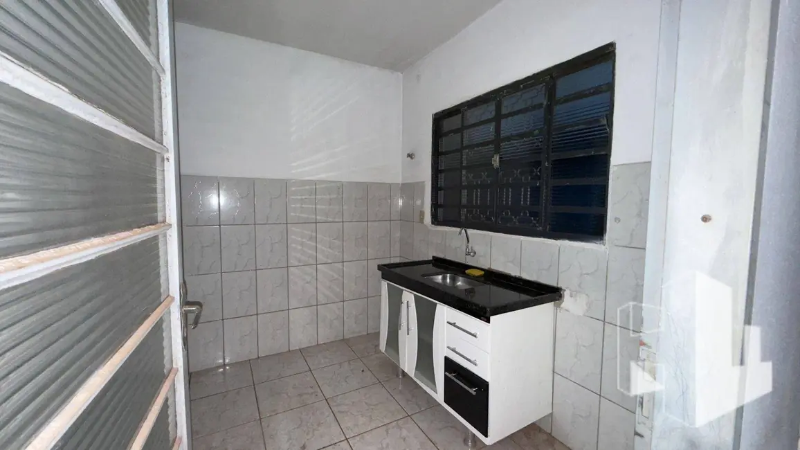 Foto 2 de Casa com 2 quartos à venda e para alugar, 175m2 em Jardim Bela Vista, Jau - SP