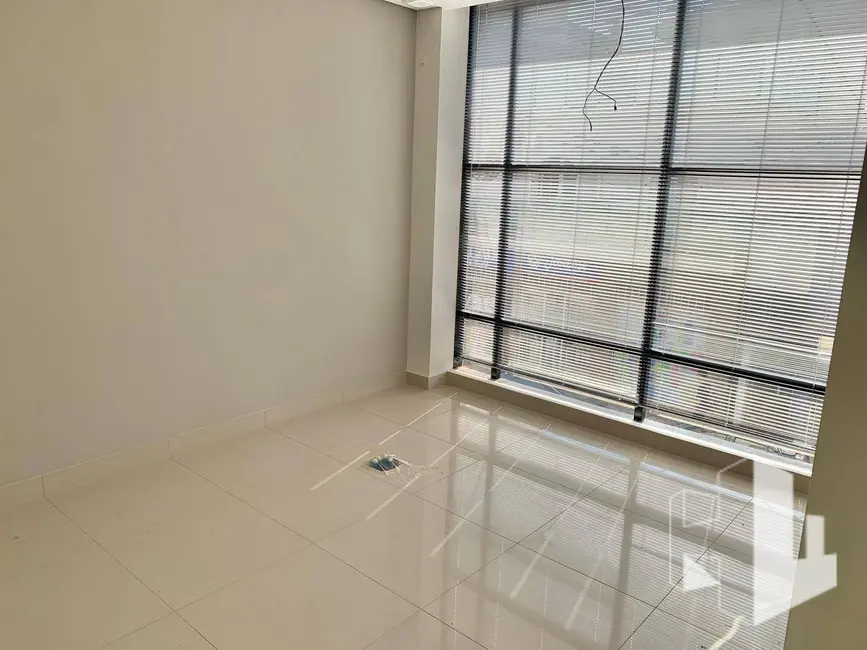 Foto 3 de Sala Comercial para alugar, 12m2 em Centro, Jau - SP