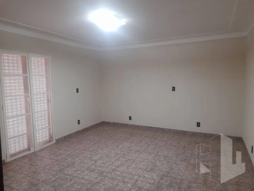 Foto 4 de Casa com 2 quartos à venda, 250m2 em Chácara Ferreira Dias, Jau - SP
