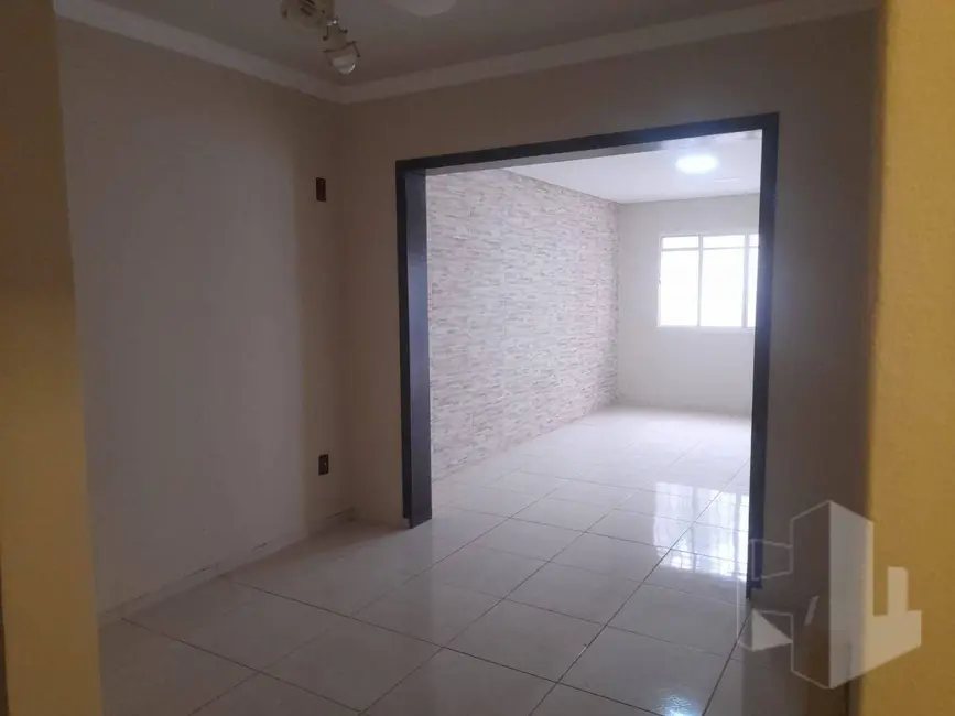 Foto 6 de Casa com 2 quartos à venda, 250m2 em Chácara Ferreira Dias, Jau - SP