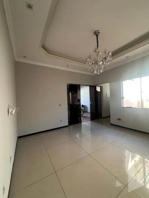 Foto 7 de Casa com 2 quartos à venda, 200m2 em Jardim Cila de Lúcio Bauab, Jau - SP