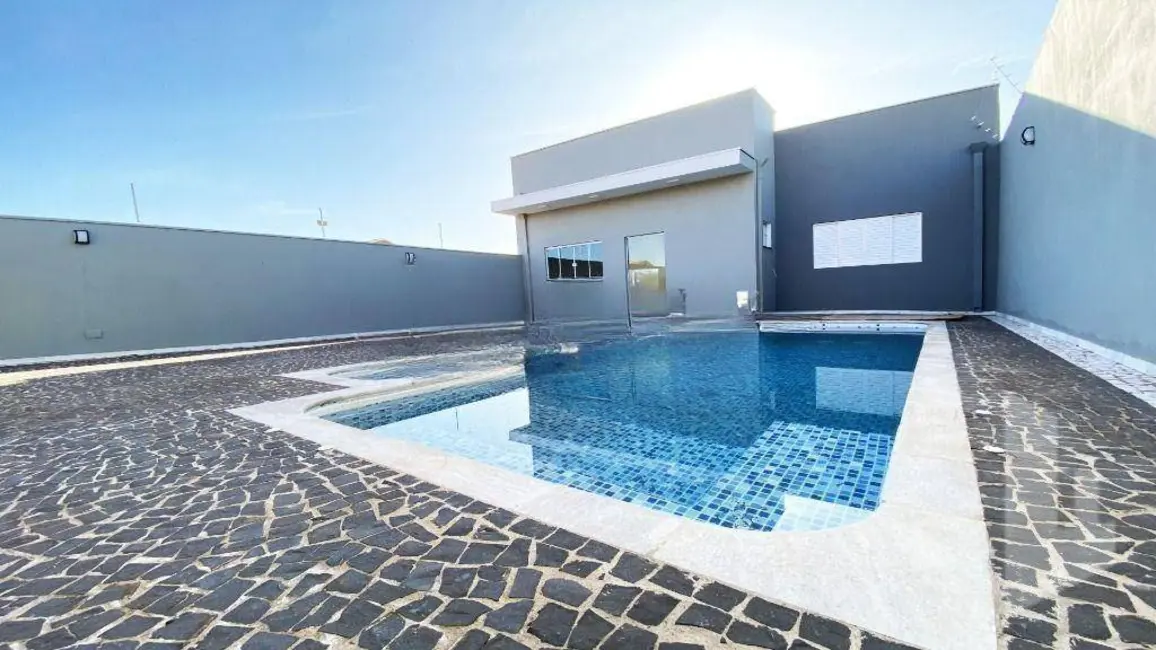 Foto 1 de Casa com 2 quartos à venda, 250m2 em Jardim Cila de Lúcio Bauab, Jau - SP