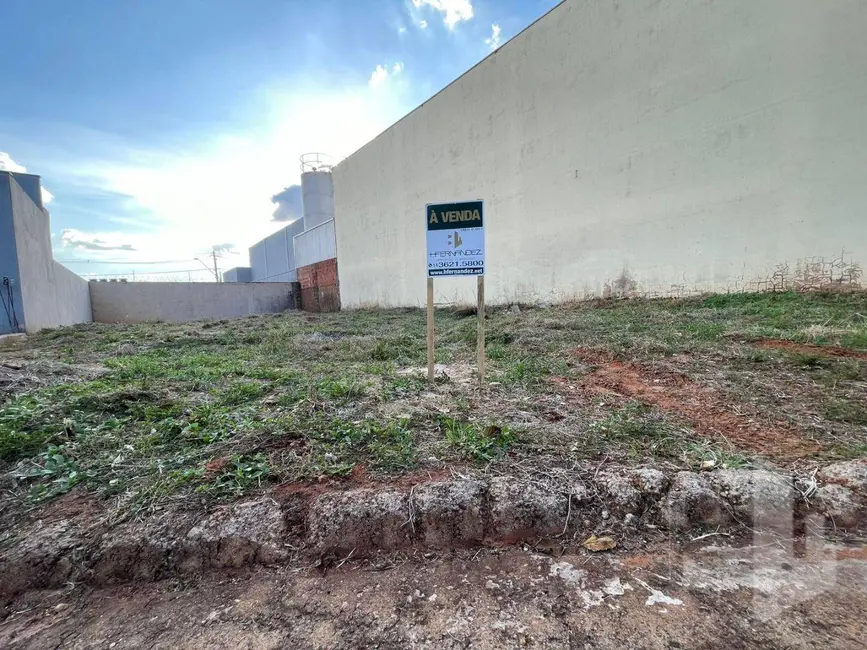 Foto 2 de Terreno / Lote à venda, 250m2 em Jardim Europa, Jau - SP