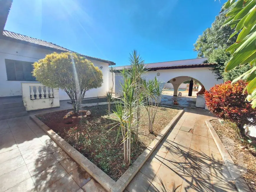 Foto 2 de Casa com 4 quartos à venda, 800m2 em Jardim das Paineiras, Jau - SP