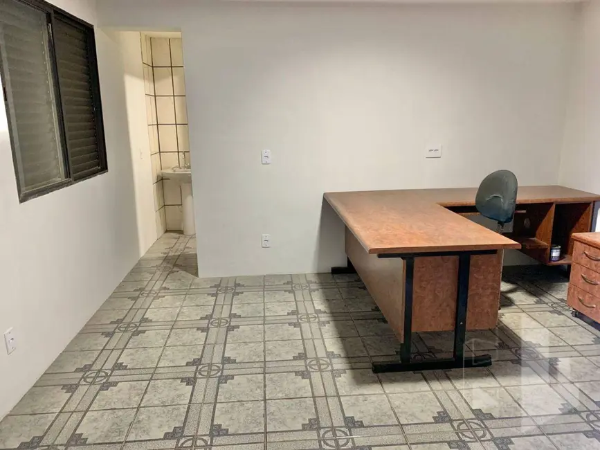 Foto 4 de Armazém / Galpão para alugar, 400m2 em Jardim Vila Maria, Jau - SP