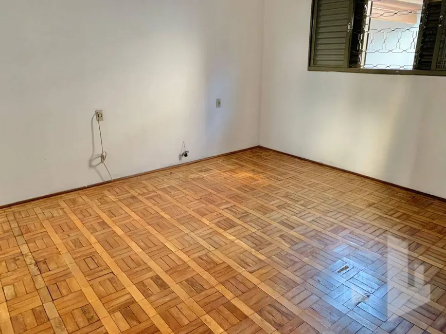 Foto 8 de Casa com 3 quartos para alugar, 400m2 em Jardim Netinho Prado, Jau - SP