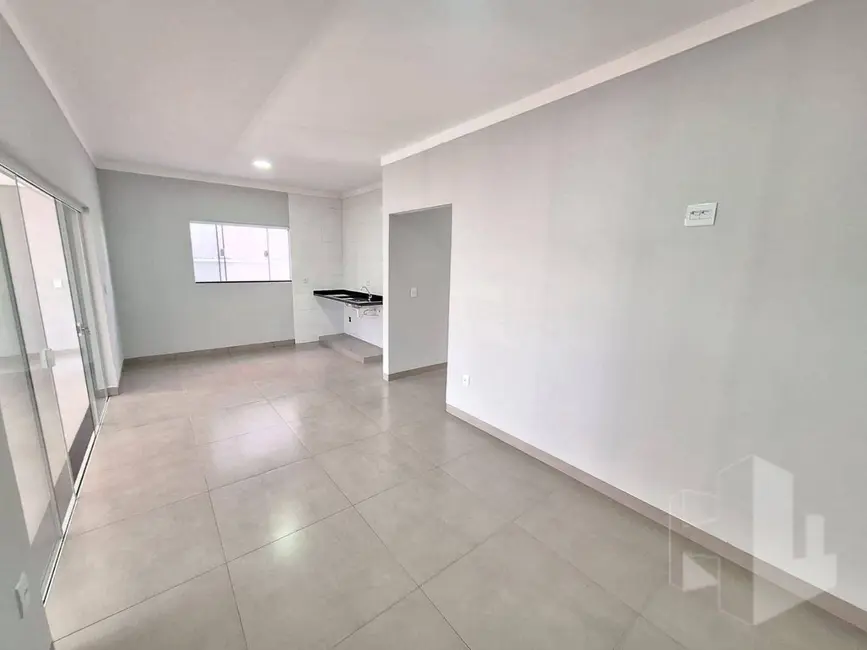 Foto 1 de Casa de Condomínio com 3 quartos à venda, 153m2 em Distrito Industrial, Jau - SP