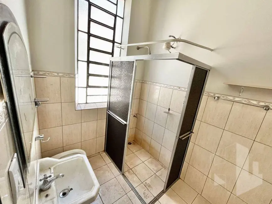 Foto 9 de Casa para alugar, 200m2 em Centro, Jau - SP