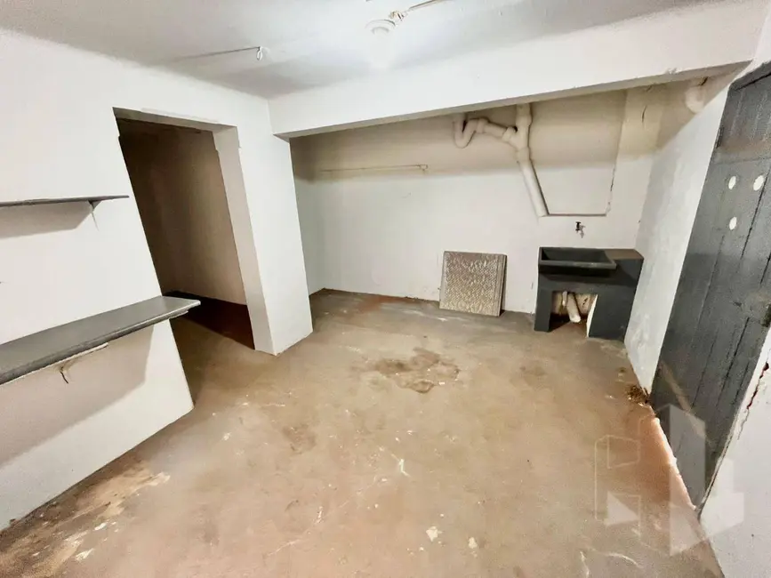 Foto 15 de Casa para alugar, 200m2 em Centro, Jau - SP