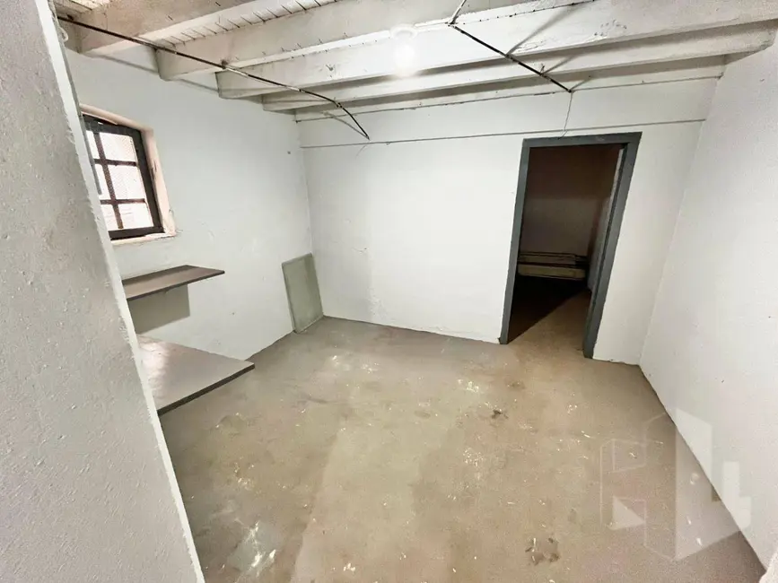 Foto 16 de Casa para alugar, 200m2 em Centro, Jau - SP