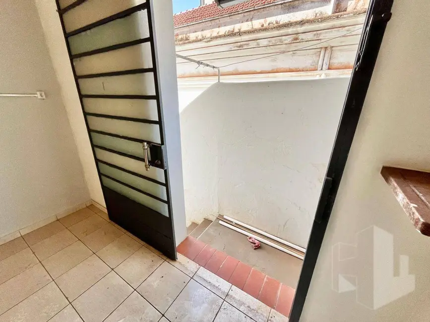 Foto 11 de Casa para alugar, 200m2 em Centro, Jau - SP