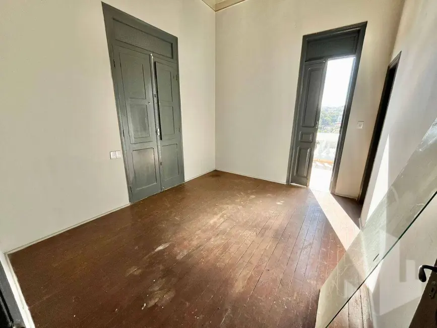 Foto 5 de Casa com 4 quartos para alugar, 200m2 em Centro, Jau - SP