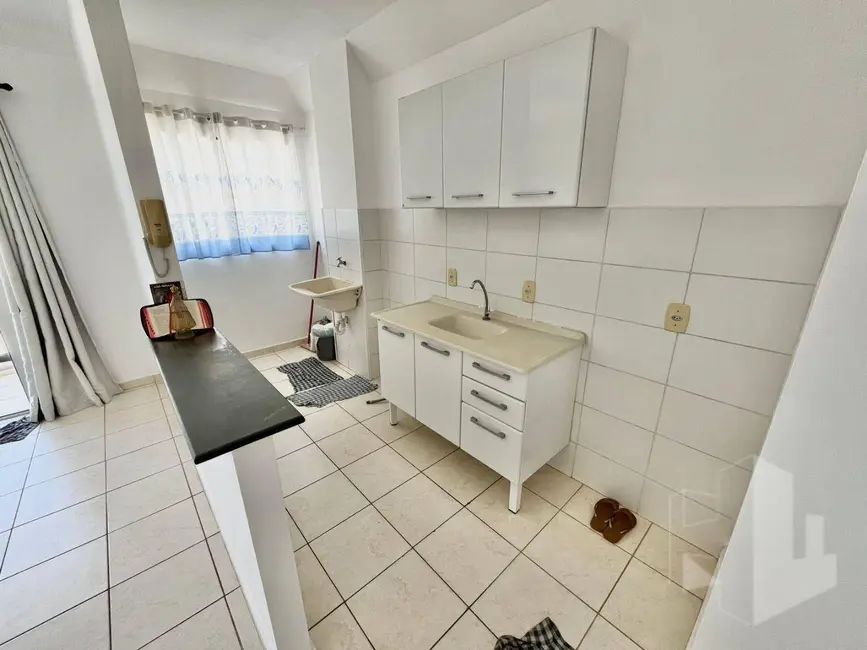 Foto 2 de Apartamento com 2 quartos para alugar, 51m2 em Conjunto Habitacional dos Comerciários I, Jau - SP