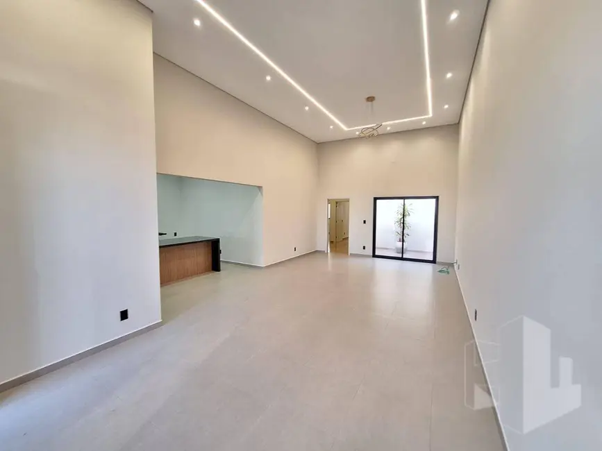 Foto 8 de Casa com 3 quartos à venda, 250m2 em Distrito Industrial, Jau - SP