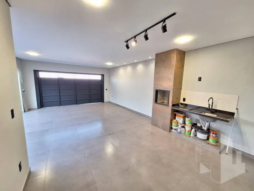 Foto 4 de Casa com 3 quartos à venda, 250m2 em Distrito Industrial, Jau - SP