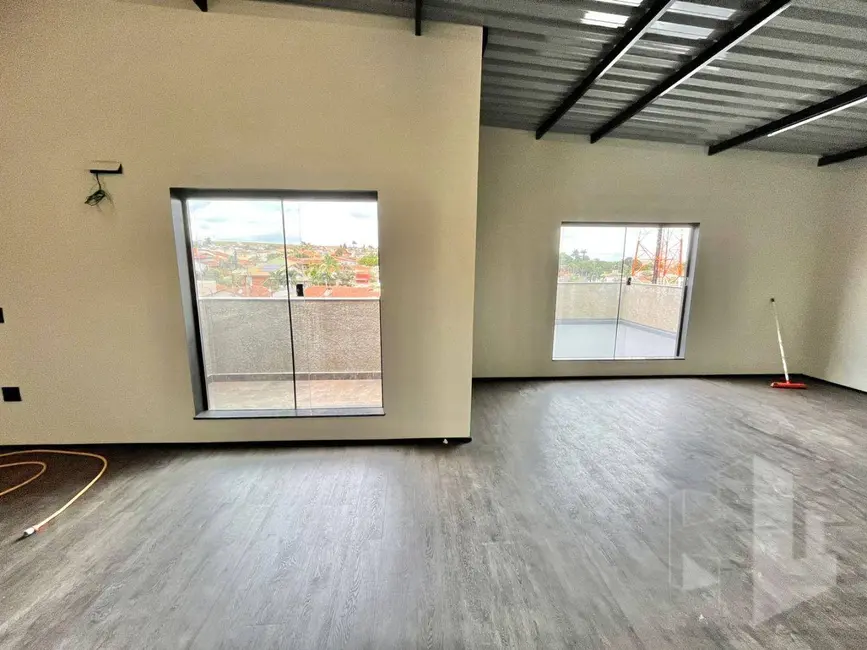 Foto 2 de Sala Comercial para alugar, 130m2 em Chácara Bela Vista, Jau - SP