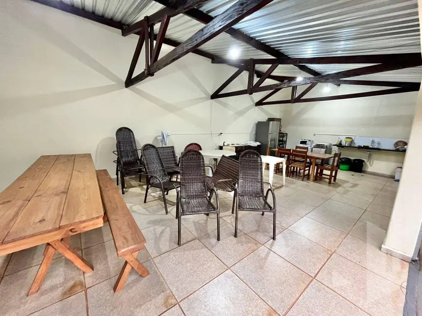 Foto 2 de Sala Comercial para alugar, 250m2 em Vila Pires de Campo, Jau - SP