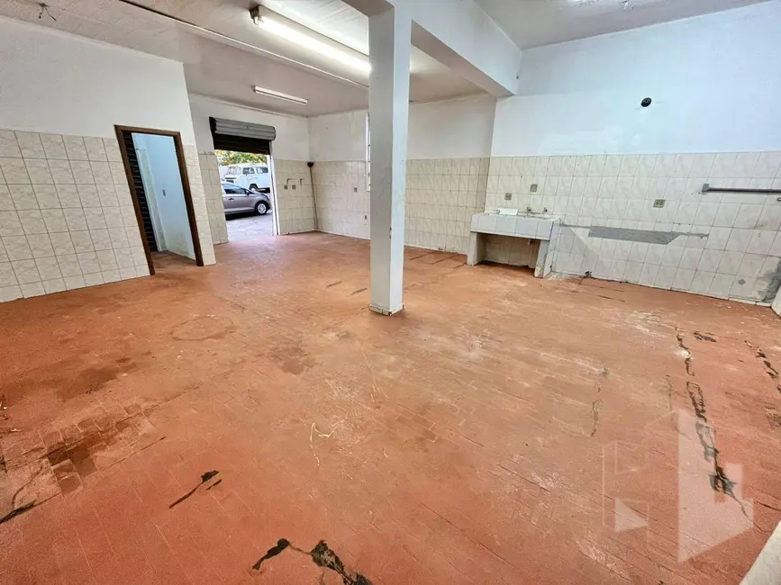 Foto 3 de Sala Comercial para alugar, 250m2 em Vila Pires de Campo, Jau - SP