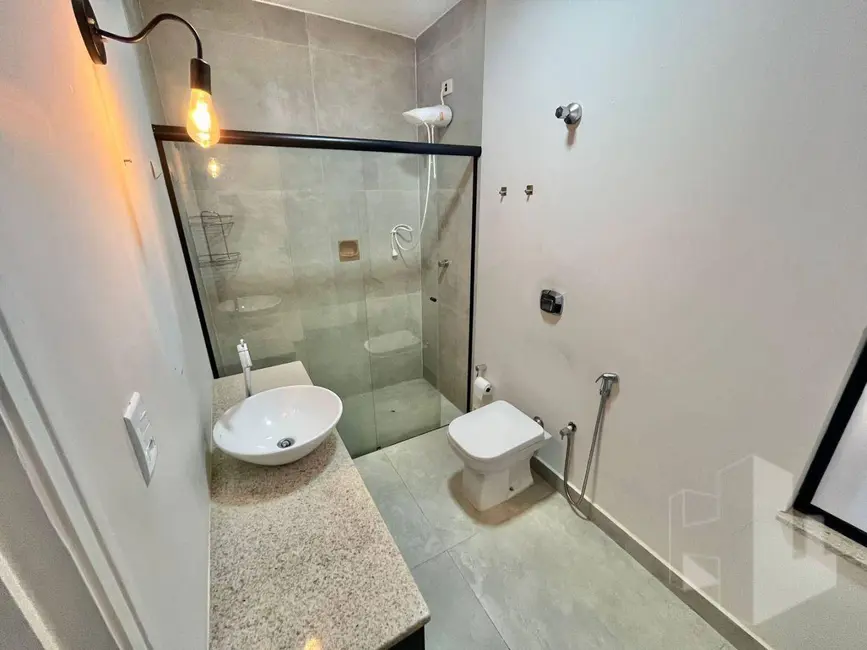 Foto 6 de Casa com 2 quartos para alugar, 160m2 em Vila Pires de Campo, Jau - SP