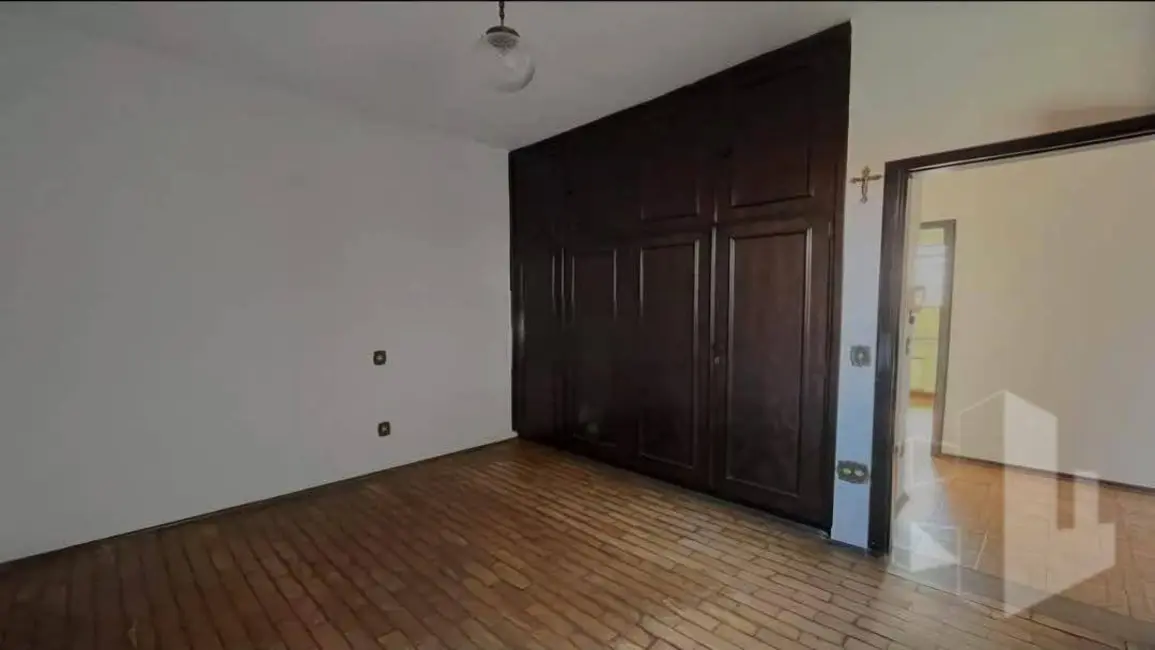 Foto 6 de Casa com 3 quartos à venda, 250m2 em Vila Maria Cristina, Jau - SP