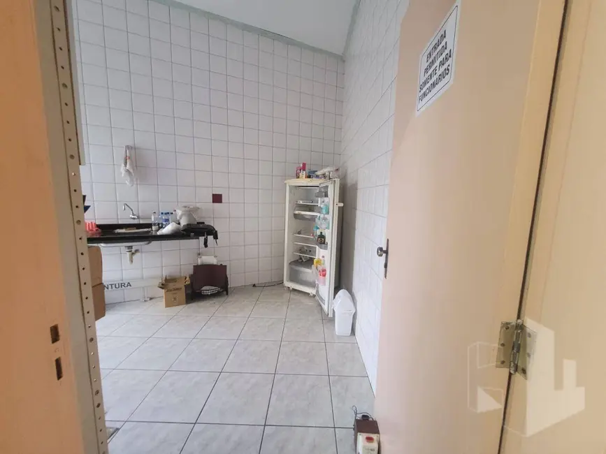 Foto 9 de Sala Comercial para alugar, 120m2 em Jardim Ferreira Dias, Jau - SP