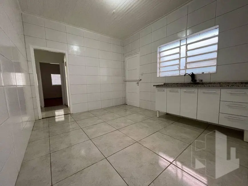 Foto 2 de Casa com 3 quartos para alugar, 250m2 em Vila Hilst, Jau - SP