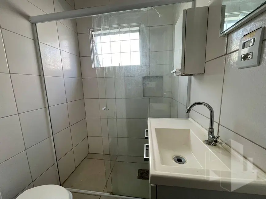 Foto 6 de Casa com 3 quartos para alugar, 250m2 em Vila Hilst, Jau - SP