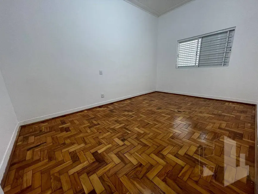 Foto 5 de Casa com 3 quartos para alugar, 250m2 em Vila Hilst, Jau - SP