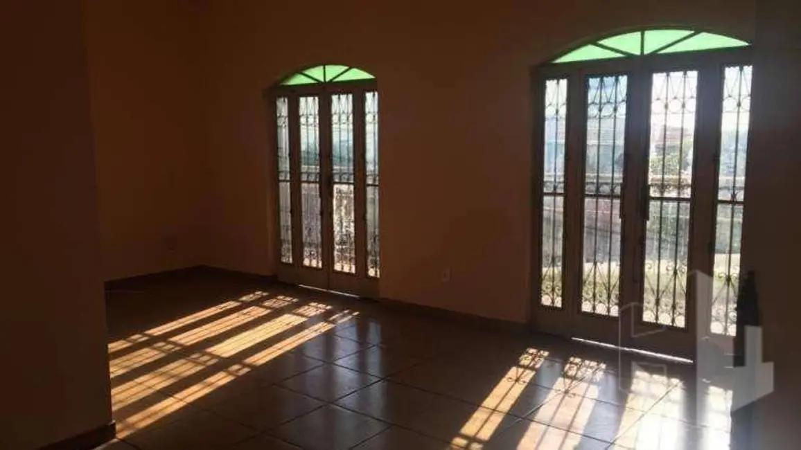 Foto 1 de Casa com 3 quartos à venda, 250m2 em Jardim Estádio, Jau - SP